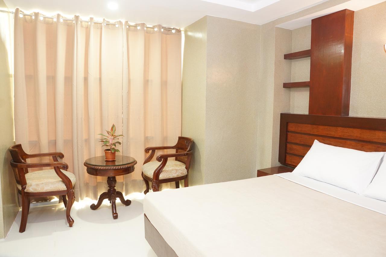 Hotel Rodolfo Tacloban Exteriör bild